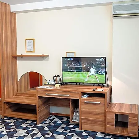 Hotel Art 4*